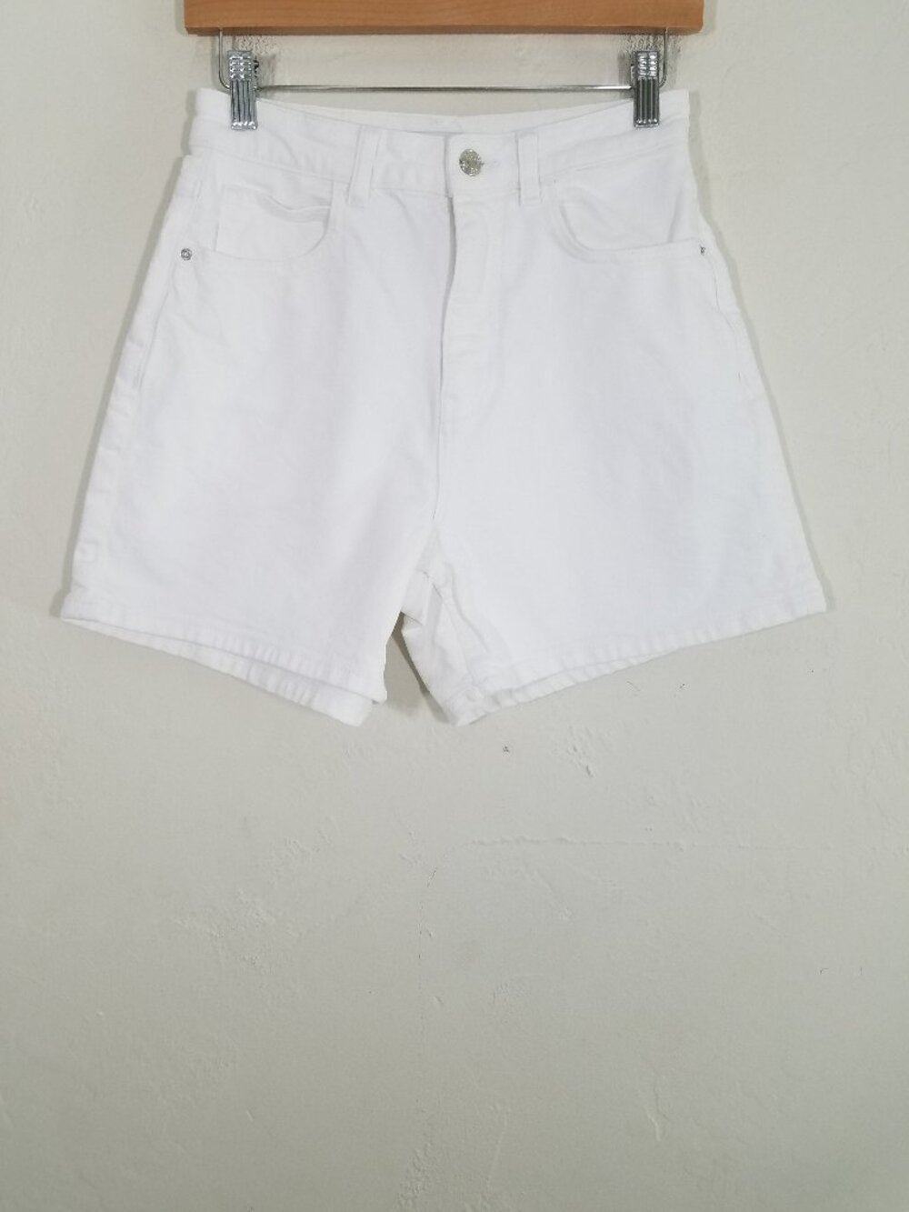 Zara High Rise Jean Shorts White Size 4